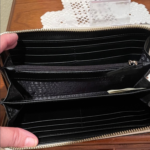 Kate Spade Two-Tone Black and White Wallet - Picture 3 of 4